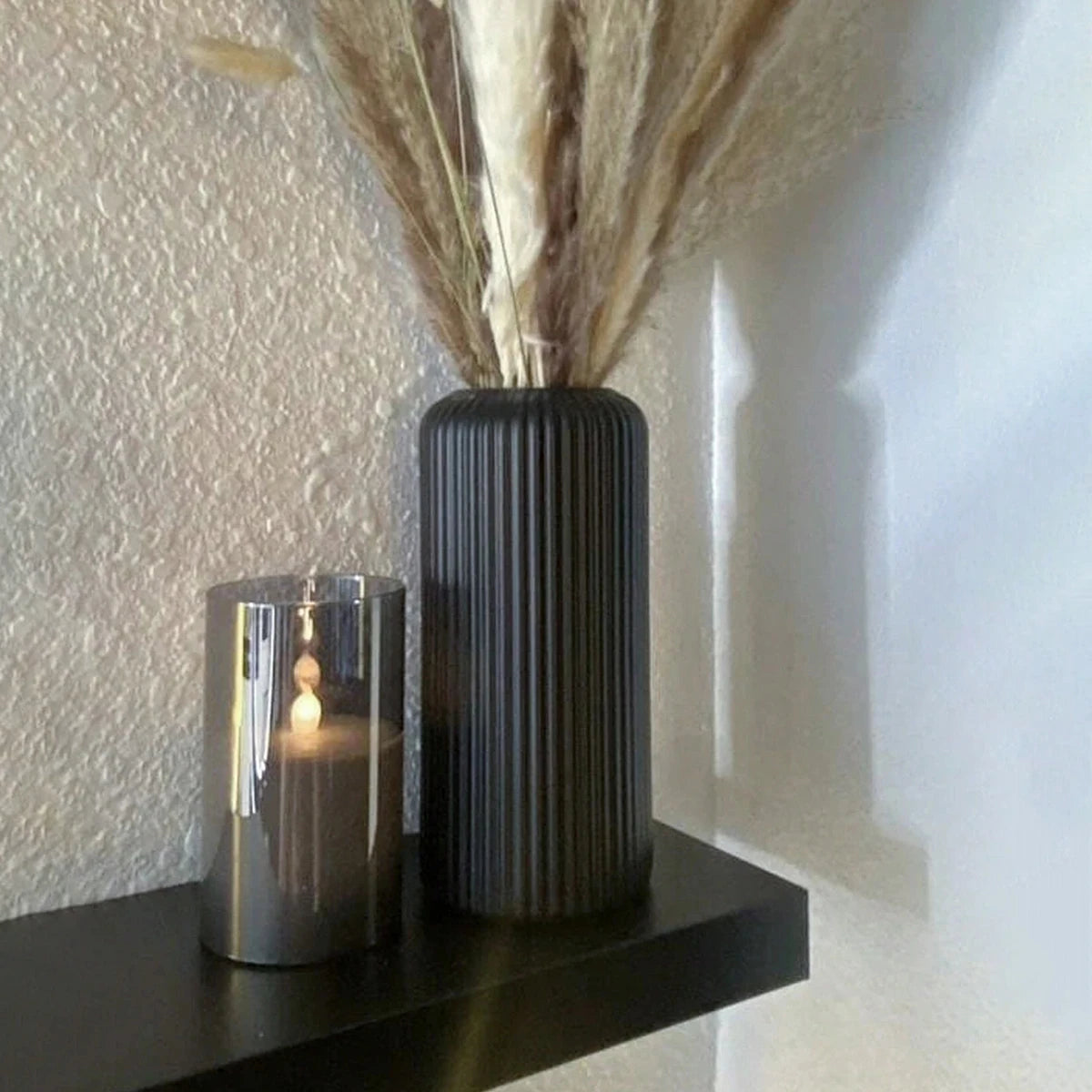 Striped Ceramic-Look Plastic Vase for Flowers – Modern Decorative Flower Vase for Home, Office, and Tabletop Displays